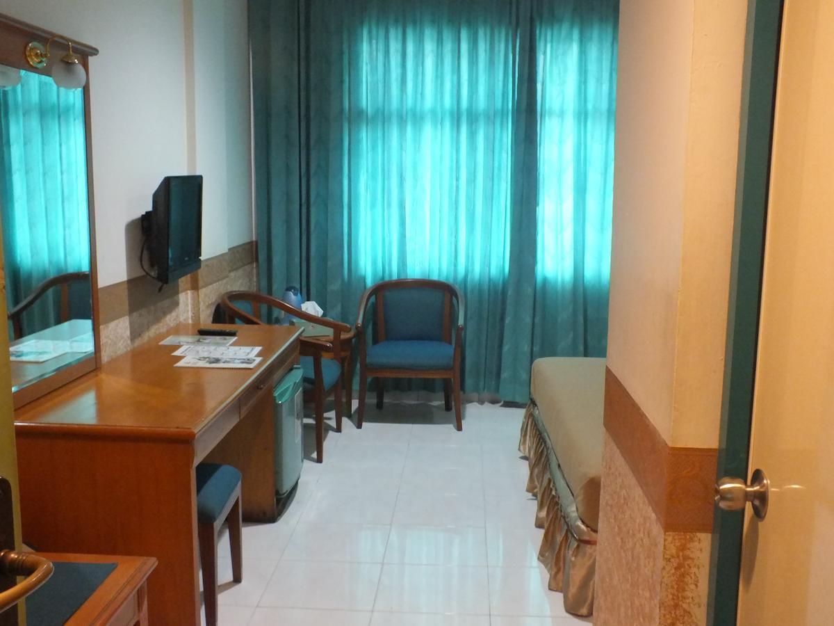 Hotel Puri Kwitang Giacarta Esterno foto